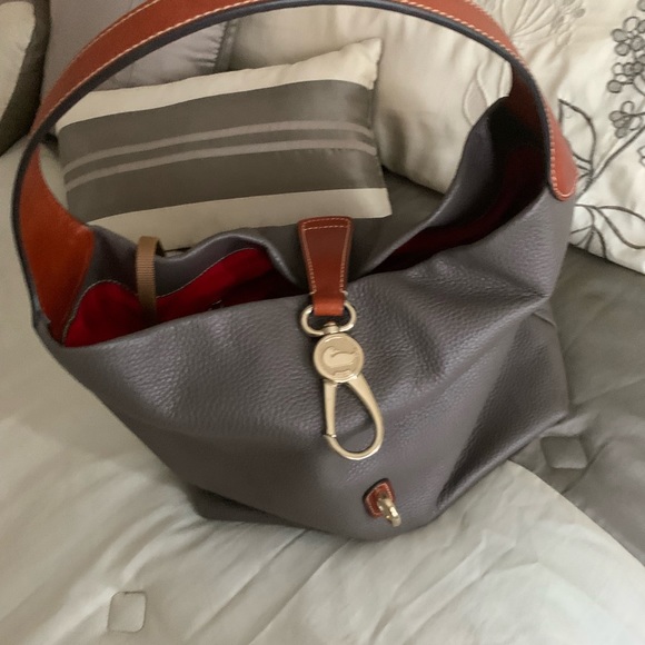 Dooney and Bourke pebble leather satchel - Picture 2 of 4